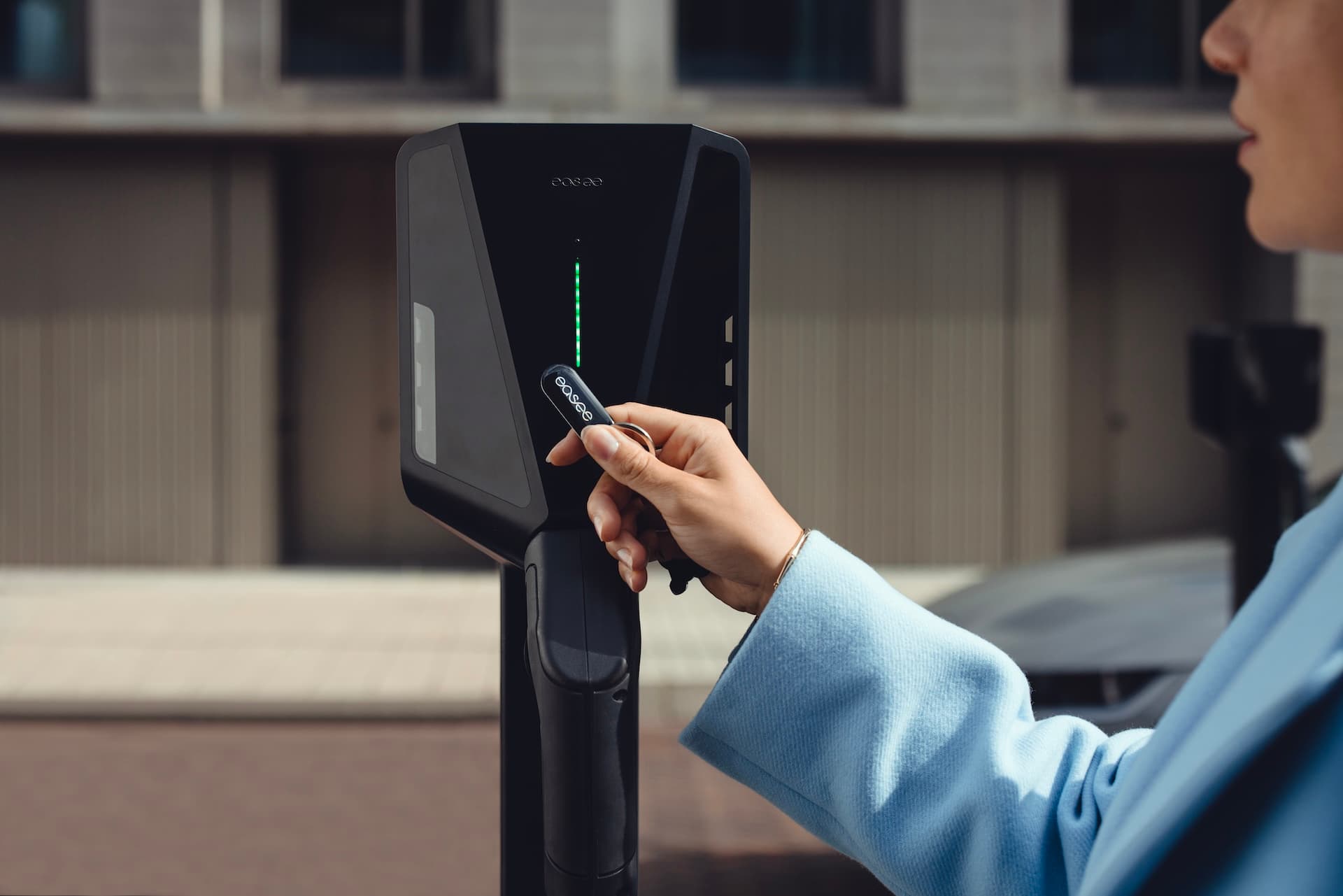 Easee Charge MAX MID  22kw - Slimmelaadpunt.nl