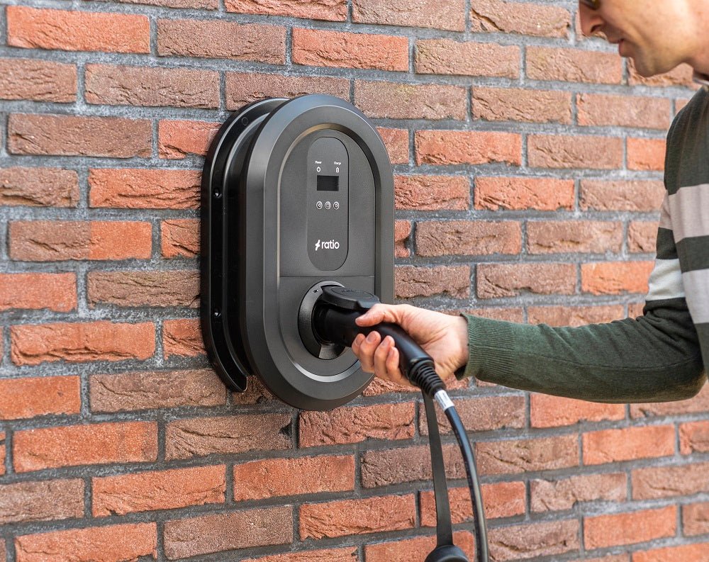 Ratio Smart 7,4kw 5 of 7m laadkabel met app - Slimmelaadpunt.nl